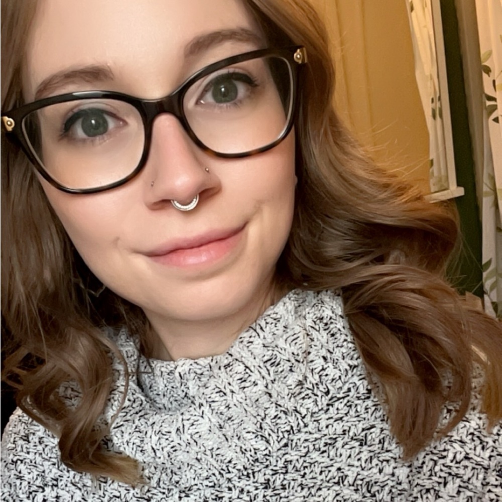 Meet your Posher, Katelynn